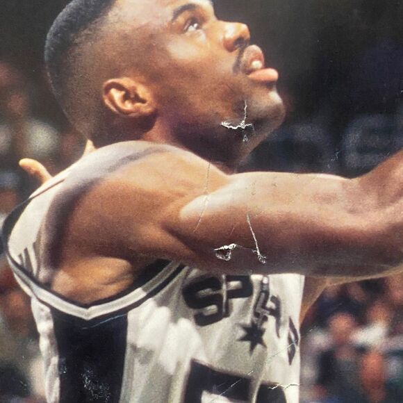 ROBINSON,SAN ANTONIO SPURS,NBA, RARE OFFICIAL LICENSED 1995 POSTER - Picture 4 of 14